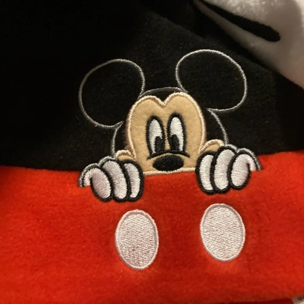 Mickey Mouse Beanie and mittens Toddler set